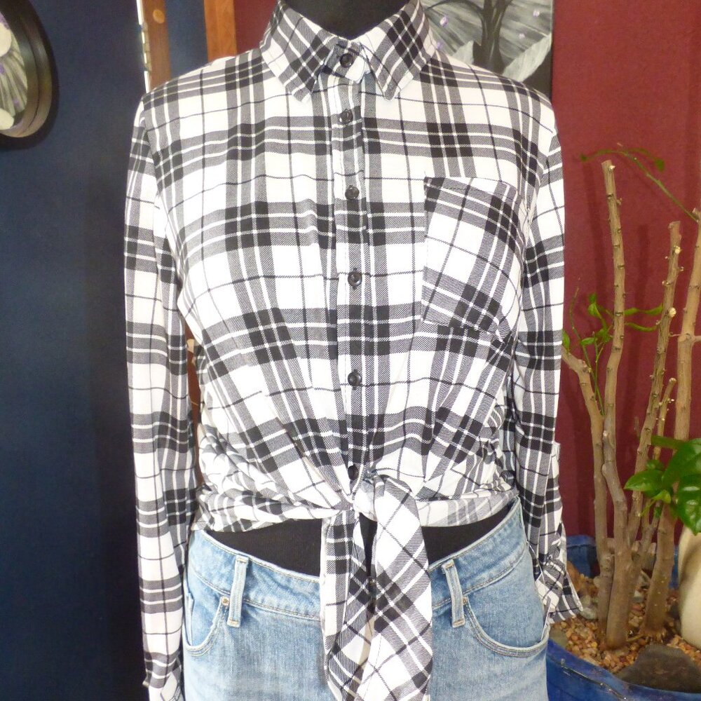 JUSTIFY BLACK WHITE PLAID CHECK TIE FRONT BLOUSE TOP PRAIRIE BOHO COWGIRL XL